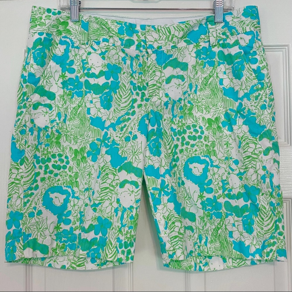 EUC LIKE NEW Lilly Pulitzer Chipper Shorts It’s A Zoo 12